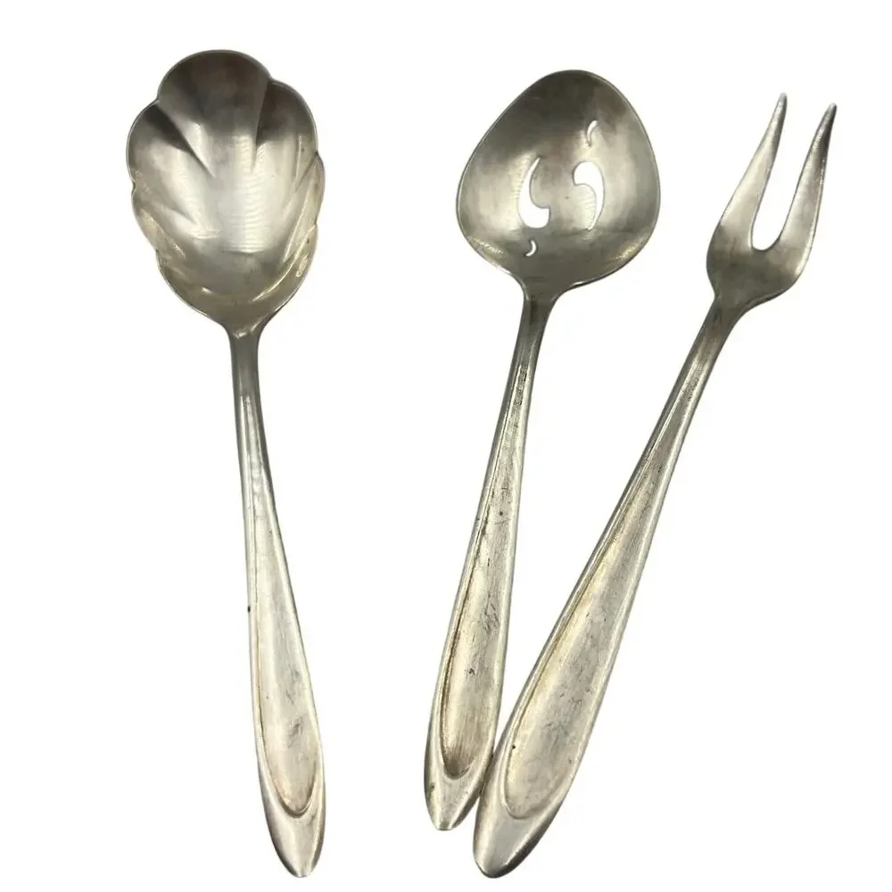 Antique Meriden Silverplate First Lady‎ Pattern Clamshell & Relish Spoon, Fork
